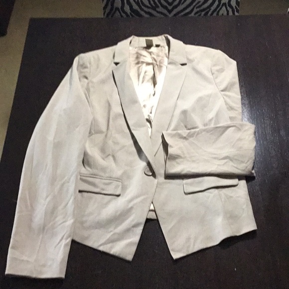 Tan blazer - Picture 4 of 4